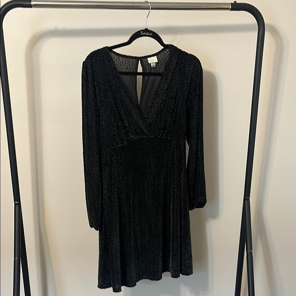 Elegant Black and Green Dress